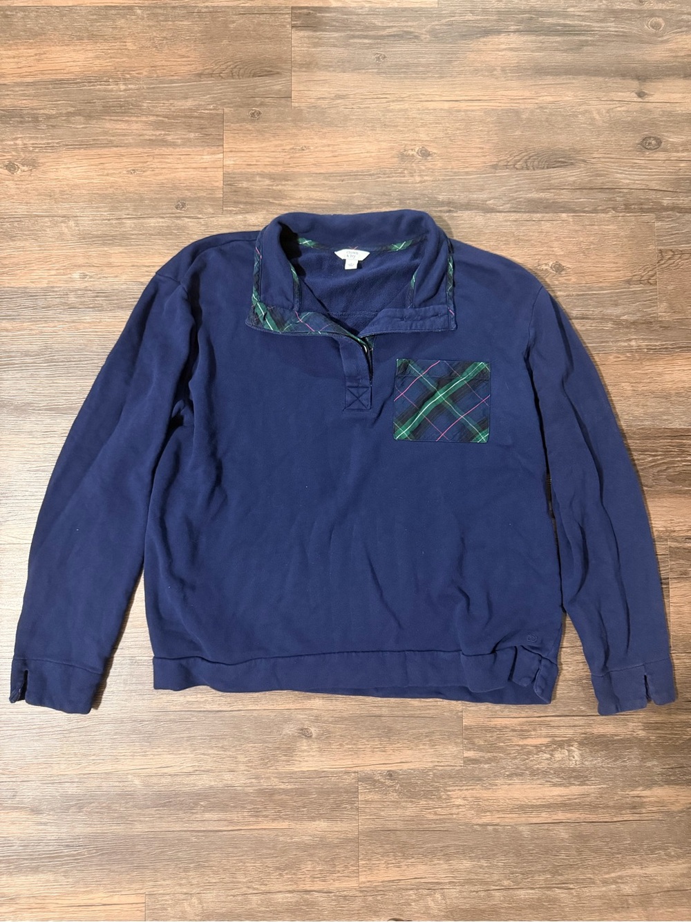 crown & ivy Navy Pullover Sweatshirt with Green Plaid Trim